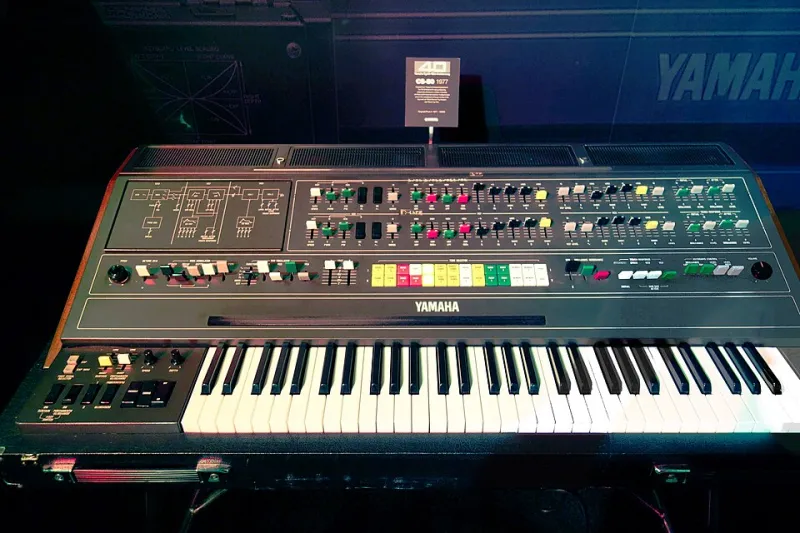 Glitch Gods: Why Gen Z Is Raiding Thrift Stores for Dusty Synths Instead of Streaming Plugins